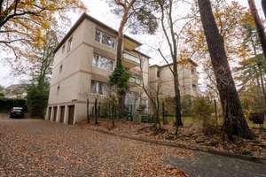 4-Zimmerwohnung mit Balkon, im grünen Dahlem