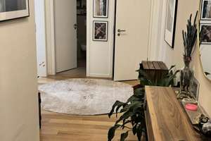 3 Zimmer Wohnung mit Loggia in Hamburg-Winterhude