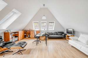 Lichtdurchflutete 4-Zimmer-Maisonettewohnung in ruhiger und grüner Lage in Nikolassee – Die vollständige Adresse der Immobilie erhältst du vom Anbieter., 14129 Nikolassee, Berlin – Vorschaubild 8