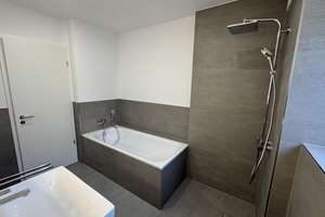 2x Erstbezug | Sonnige 3,5-Zimmer Wohnung | Einbauküche | Balkon | Einzelgarage | KFW55 | ER-Zentrum – Anton-Bruckner-Straße 8, 91052 Röthelheim, Erlangen – Vorschaubild 30