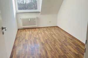 ** KR- Oppum!! Wohlfühlen als Single oder Familie ** – Die vollständige Adresse der Immobilie erhältst du vom Anbieter., 47809 Oppum, Krefeld – Vorschaubild 9