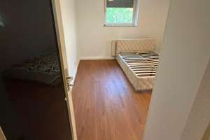 Schöne 4-Zimmer-Wohnung (auch geeignet für 3er-WG) in Stuttgart - Ost – Lembergstraße 11, 70188 Ostheim, Stuttgart – Vorschaubild 3