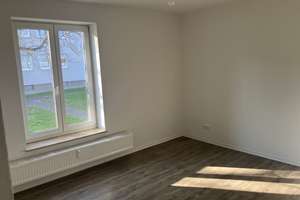 Hier macht wohnen Spaß: gut geschnittene 4-Zimmer-Wohnung – Blumenäckerweg 31, 34128 Harleshausen, Kassel – Vorschaubild 3