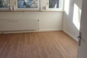 Helle, gut geschnittene 3-Zimmer-Wohnung mit Blick ins Grüne