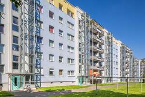 2-Zimmerwohnung mit Balkon und Aufzug! – Finsterwalder Str. 27, 1239 Prohlis-Süd, Dresden – Vorschaubild 3