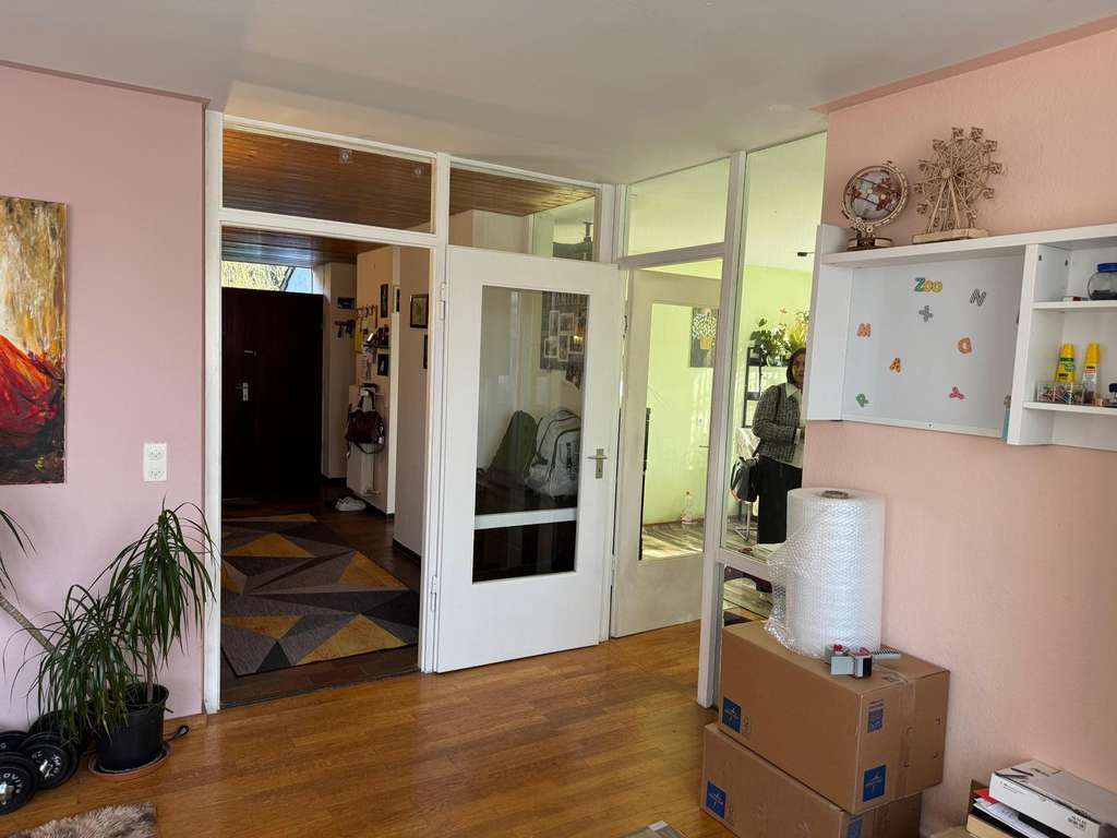 Immobilie in Plüderhausen - Einfamilienhaus mit Einliegerwohnung in Plüderhausen mit großem Grundstück - Bild 1