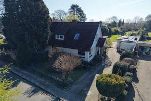 Doppelhaus trifft Bungalow