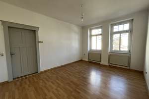 2 RW in Renovierung. Sichere dir diese now! – Vetterstr. 28, 9126 Bernsdorf, Chemnitz – Vorschaubild 1