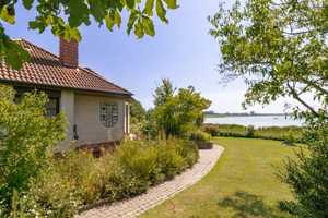 Villa auf Traumgrundstück in erster Reihe           zur Schlei mit Blick auf Arnis – Schleswig-Flensburg (Kreis) – Vorschaubild 2