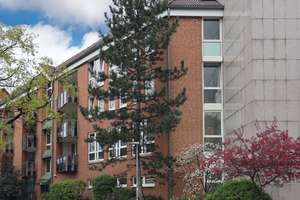 Hannover List:  Sehr großzügige Wohnung mit TG-Stellplatz und Lift
