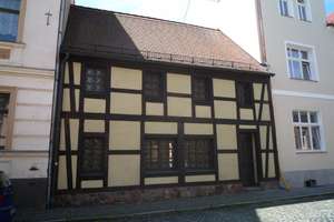 2-Raum-Wohnung im Zentrum von Golßen – Hauptstraße 22, 15938 Golßen – Vorschaubild 1