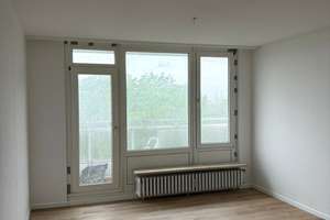 Renovierte helle 2-Zimmer-Wohnung mit Balkon und Weitblick in Aachen-Walheim – hochhausring 7, 52076 Walheim, Aachen – Vorschaubild 4