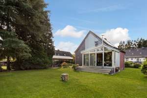 Einzigartiges Einfamilienhaus - smart home und großer Garten in Krefeld-Oppum mit Erbpachtgrundstück – Die vollständige Adresse der Immobilie erhältst du vom Anbieter., 47809 Oppum, Krefeld – Vorschaubild 2