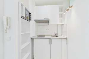 Maria-Louisen-Straße! Sonnige kleine 1-Zimmer Wohnung in bester Lage! – Maria-Louisen-Straße 55, 22301 Winterhude, Hamburg – Vorschaubild 7