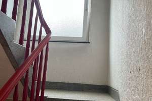 Komplett frei! Entkernt! Hohe Decken!  3-4 Parteienhaus! Provisionsfrei!
Erweiterbar auf 390 qm Wfl – Niehler Str. 432, 50735 Niehl, Köln – Vorschaubild 9