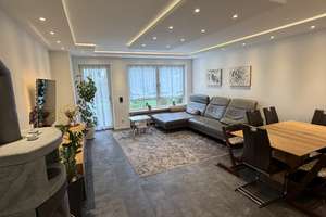 3 Zimmer Erdgeschosswohnung mit Terrasse in Augsburg-Göggingen