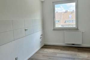 Kernsanierte 3-Raumwohnung im Essener Südviertel – Gutenbergstraße 63, 45128 Südviertel, Essen – Vorschaubild 5