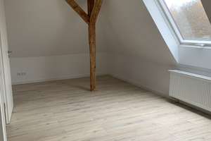 Top Dachgeschosswohnung mit Einbauküche/ Balkon – Henschelstr 1, 38114 Viewegsgarten-Bebelhof, Braunschweig – Vorschaubild 5