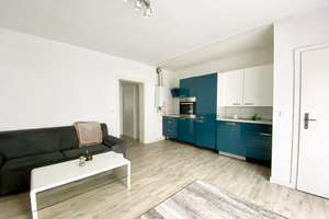 * ab 01.01. * separates Schlafzimmer, große Wohnküche, bodentiefe Fenster – Wörthstr. 12a, 47053 Hochfeld, Duisburg – Vorschaubild 2
