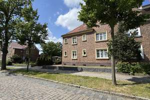 Ein Haus wie kein anderes – Stil, Platz & Gartenmagie in Wolfen – Die vollständige Adresse der Immobilie erhältst du vom Anbieter., 6766 Bitterfeld-Wolfen – Vorschaubild 4