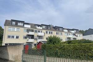 94 m2 große lichtdurchflutete 5,5 Zimmer Eigentumswohnung mit Südbalkon in ruhiger Lage – 47228 Bergheim, Duisburg – Vorschaubild 13