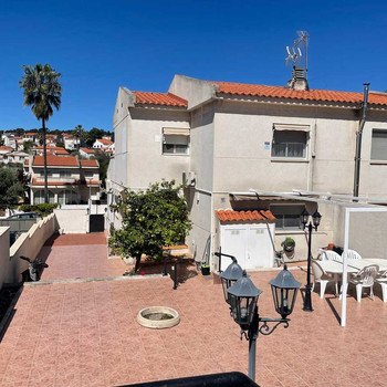Spektakuläres Reihenhaus, 7 Minuten von Tarragona entfernt. 5 Sterne.