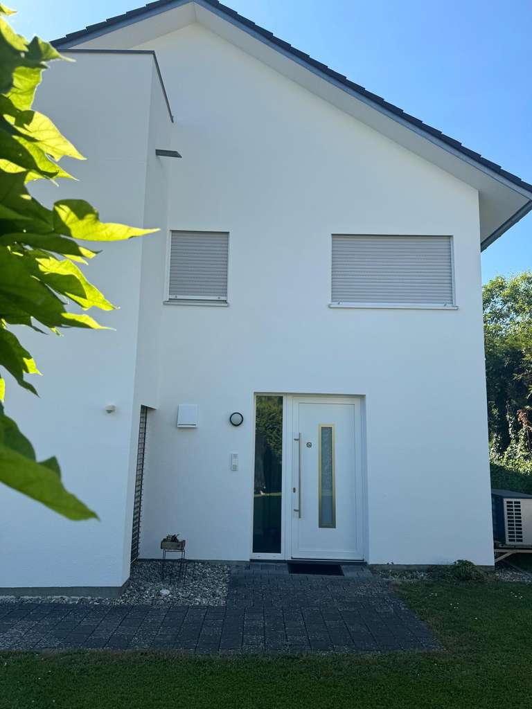 *provisionsfrei* neuwertige Doppelhaushälfte in ruhiger Lage 