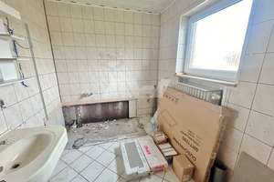 Wohnhaus mit zwei Wohnungen in Berumerfehn!
Objekt-Nr.: 24-090-S – Die vollständige Adresse der Immobilie erhältst du vom Anbieter., 26532 Großheide – Vorschaubild 7
