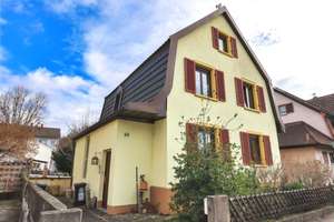 Freistehendes Einfamilienhaus in begehrter Grenzlage von Weil am Rhein – Die vollständige Adresse der Immobilie erhältst du vom Anbieter., 79576 Weil am Rhein – Vorschaubild 2