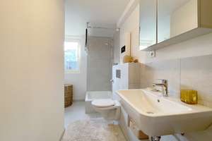 Stadtmitte: Zentraler Wohntraum - sanierte Wohnung mit Einbauküche, Dusche & Gemeinschaftsgarten – Die vollständige Adresse der Immobilie erhältst du vom Anbieter., 40212 Stadtmitte, Düsseldorf – Vorschaubild 10