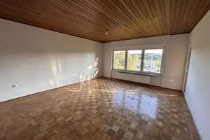 Gepflegtes Einfamilienhaus mit Balkon, Garten und Garage! – 63785 Obernburg am Main – Vorschaubild 4