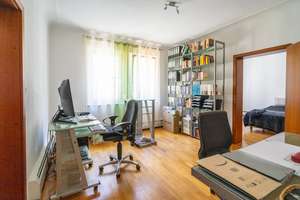 Historisches Mehrfamilienhaus mit Charme – Perfekt für Investoren – Die vollständige Adresse der Immobilie erhältst du vom Anbieter., 70199 Heslach, Stuttgart – Vorschaubild 4