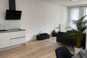  TOP-Wohnung in Düsseldorf Top Lage mit großer Sonnenterasse zum Wohlfühlen  – Heyestr. 144, 40629 Gerresheim, Düsseldorf – Vorschaubild 2