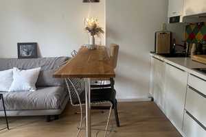 Stilvolle 2-Zimmer-Wohnung mit Balkon und Vollmöblierung  – Lindenstraße 120, 40233 Düsseldorf – Vorschaubild 8