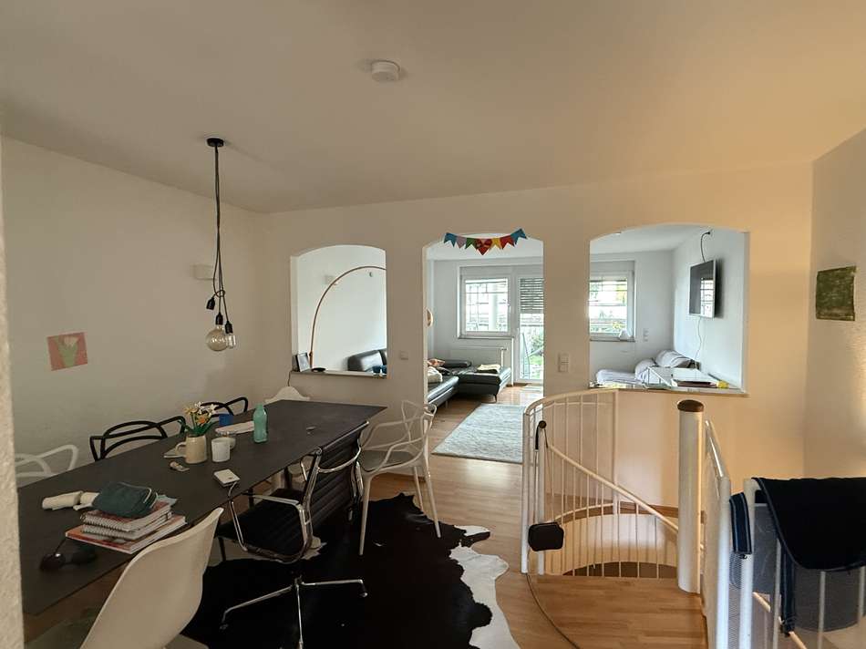 Esszimmer und Abgang