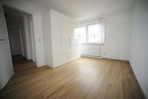 Einziehen & Wohlfühlen – sanierte 3-Zimmerwohnung in Stuttgart-Stammheim – Ottmarsheimer Straße 7, 70439 Stammheim-Mitte, Stuttgart – Vorschaubild 7