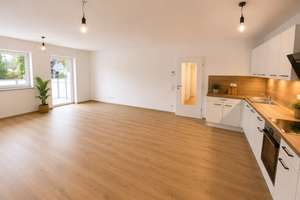 Raum für Leben! Stilvolle 4-Zimmer-Neubauwohnung mit durchdachtem Grundriss und Süd-Südost-Balkon