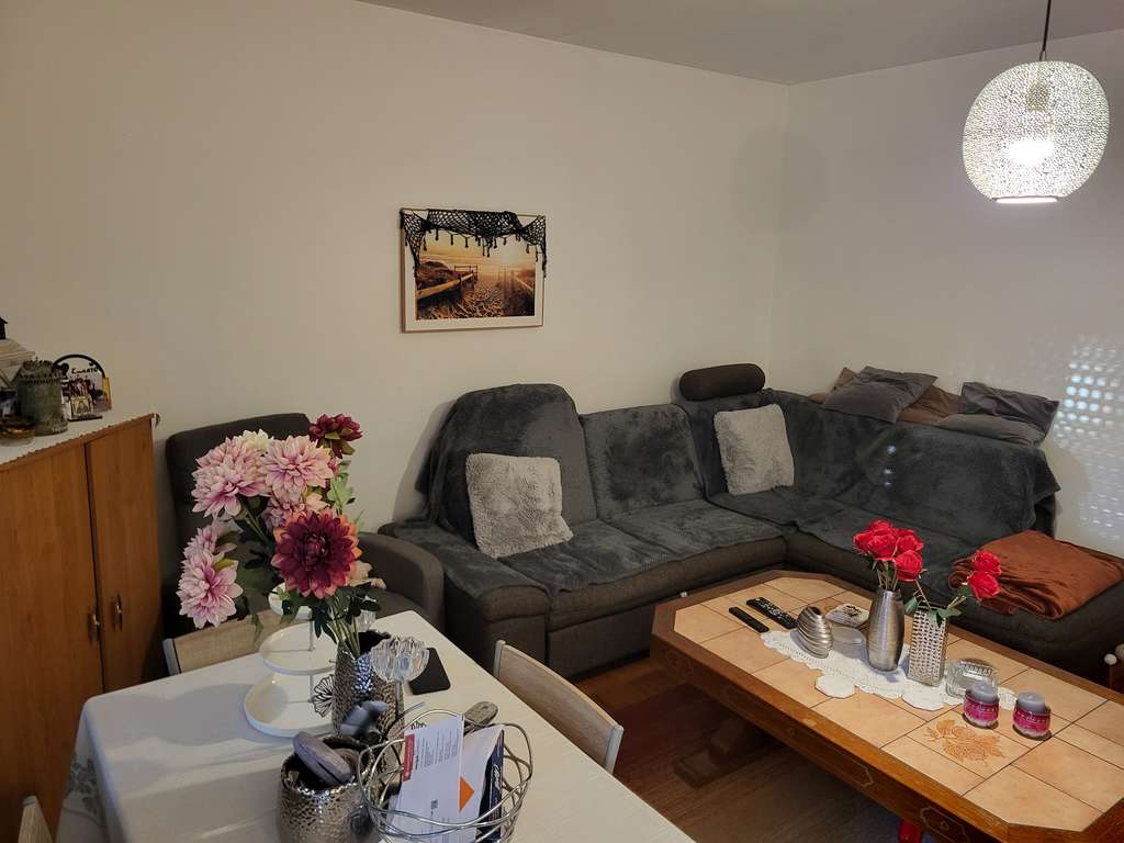 Immobilie in Waldkraiburg - Gepflegte 3-Zimmer-Wohnung mit Balkon in Waldkraiburg - Bild 0