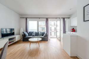 Bezugsfreie helle 3-Zimmerwohnung mit 2 Badezimmern und Loggia in sehr zentraler Lage in Mitte – Schützenstraße 41, 10117 Mitte (Ortsteil), Berlin – Vorschaubild 3