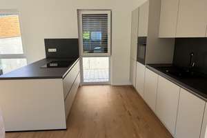 Hochmoderne 4-Zimmer-Gartenwohnung Südseite mit exklusiver Einbauküche inklusive Kochinsel – Finther Landstraße 95, 55124 Gonsenheim, Mainz – Vorschaubild 11