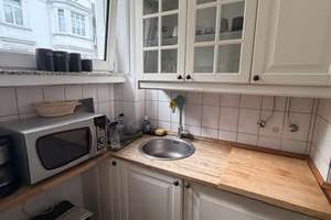 ***MÖBLIERTE 1 ZIMMER WOHNUNG - TOP LAGE DÜSSELDORF-OBERKASSEL*** – Drakestr. 39, 40545 Oberkassel, Düsseldorf – Vorschaubild 4
