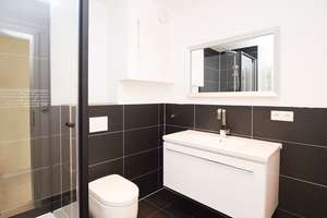 Modernisierte 4-Zimmer-Wohnung in Wolfsburg-Fallersleben! – Die vollständige Adresse der Immobilie erhältst du vom Anbieter., 38442 Fallersleben, Wolfsburg – Vorschaubild 8