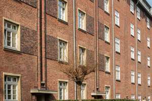 Backstein, Sprossenfenster, zwei Plätze draußen – 40476 Derendorf, Düsseldorf – Vorschaubild 19
