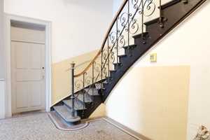 Elegante Dachgeschoss-Galeriewohnung am Nockherberg mit neuer Einbauküche – Tegernseer Landstraße 10, 81541 München – Vorschaubild 16
