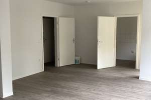 Zentral gelegen: renovierte 2 Zimmer, mit Balkon – Friedrich-Karl-Str. 4, 46045 Altstadt-Mitte, Oberhausen – Vorschaubild 9