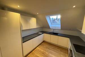 Exclusive Immobilie! Traumhaft schöne 4,5 Zi. DG Maisonette Wohnung in imposantem Altbau in S-West – Senefelderstraße 17, 70176 Feuersee, Stuttgart – Vorschaubild 12