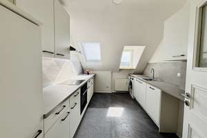 Charmante 5-Zimmer-Altbauwohnung in zentraler Wiesbadener Lage – Oranienstraße 38, 65185 Mitte, Wiesbaden – Vorschaubild 5