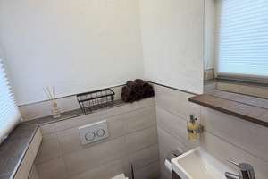 Weitblick trifft Wellness – Umfassend modernisierte Doppelhaushälfte in Siegen (Alte Dreisbach) – Die vollständige Adresse der Immobilie erhältst du vom Anbieter., 57080 Niederschelden, Siegen – Vorschaubild 15