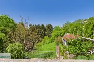 FREISTEHENDES WOHNHAUS MIT ÜBERDACHTEM BALKON UND SICHT INS GRÜNE IN FREUDENBURG! – Trier-Saarburg (Kreis) – Vorschaubild 10