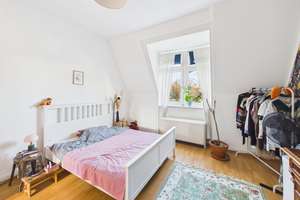 Charmante, lichtdurchflutete Drei-Zimmer-Altbauwohnung in zentraler Lage von Wiesbaden – Die vollständige Adresse der Immobilie erhältst du vom Anbieter., 65193 Mitte, Wiesbaden – Vorschaubild 4